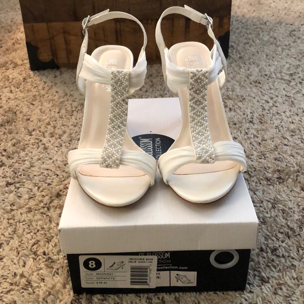NWT ivory bridal wedding heels
